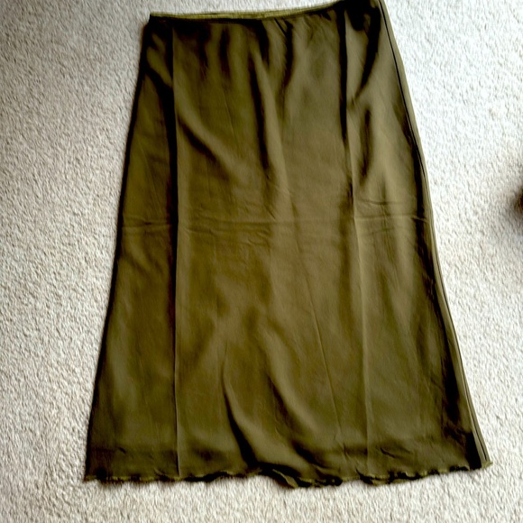PacSun Dresses & Skirts - PacSun Olive Midi Skirt